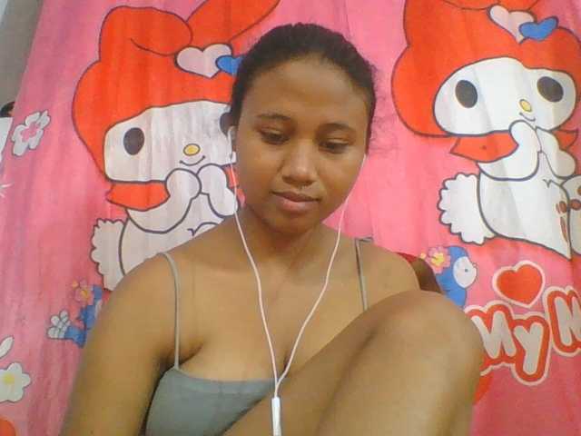 Murellah1a live cam on BongaCams