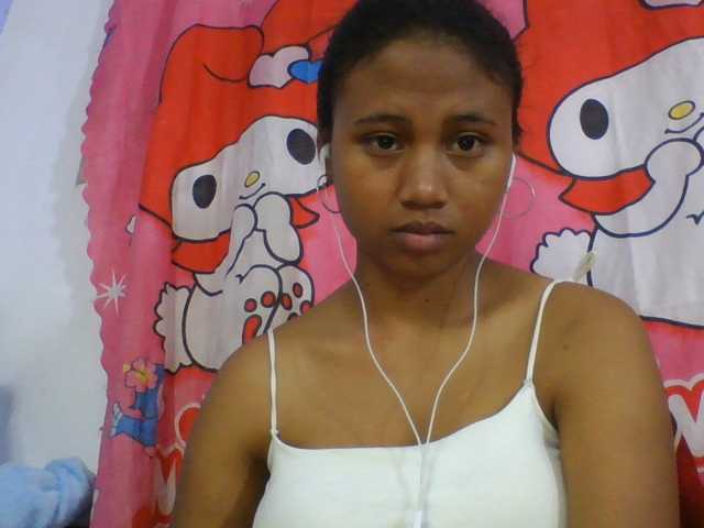 Murellah1a live cam on BongaCams