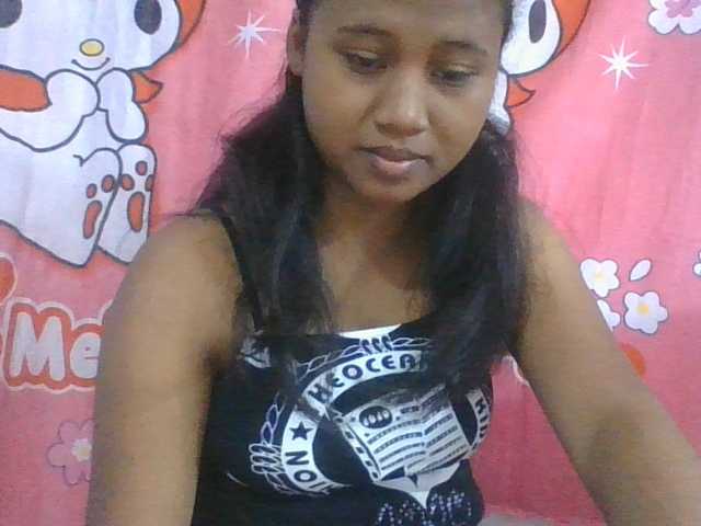 Murellah1a live cam on BongaCams