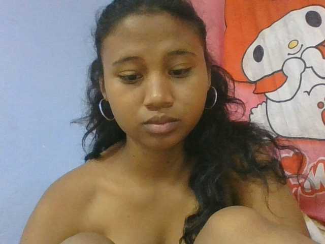 Murellah1a live cam on BongaCams