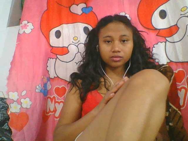 Murellah1a live cam on BongaCams