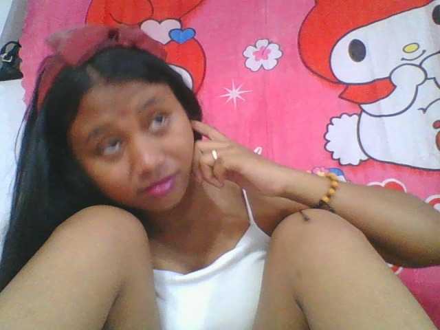 Murellah1a live cam on BongaCams
