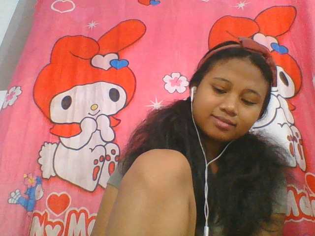 Murellah1a live cam on BongaCams