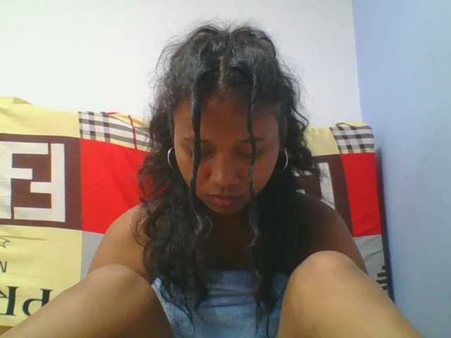 Murellah1a live cam on BongaCams
