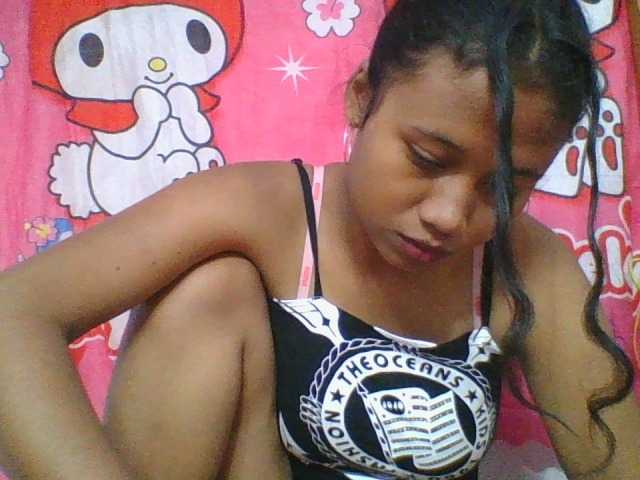 Murellah1a live cam on BongaCams