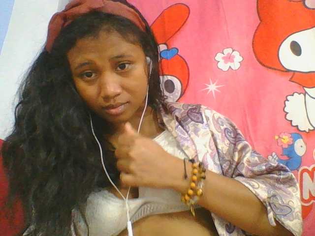Murellah1a live cam on BongaCams