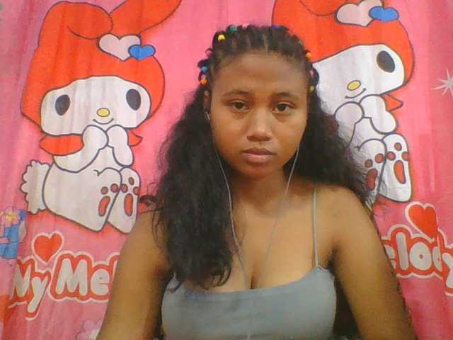 Murellah1a live cam on BongaCams