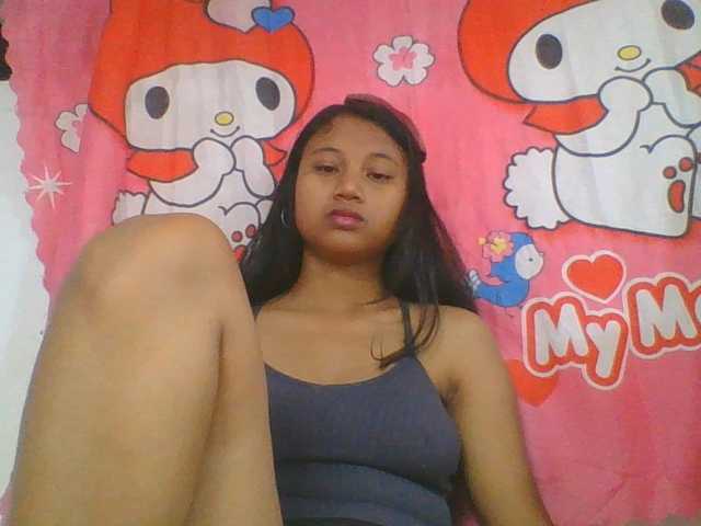 Murellah1a live cam on BongaCams