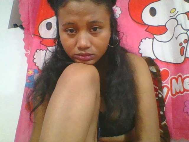 Murellah1a live cam on BongaCams