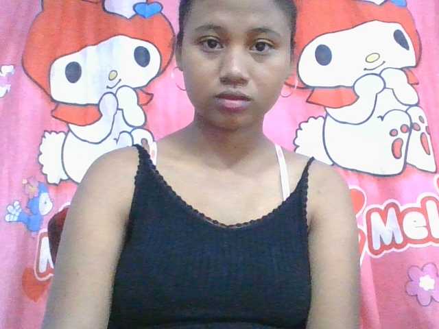 Murellah1a live cam on BongaCams