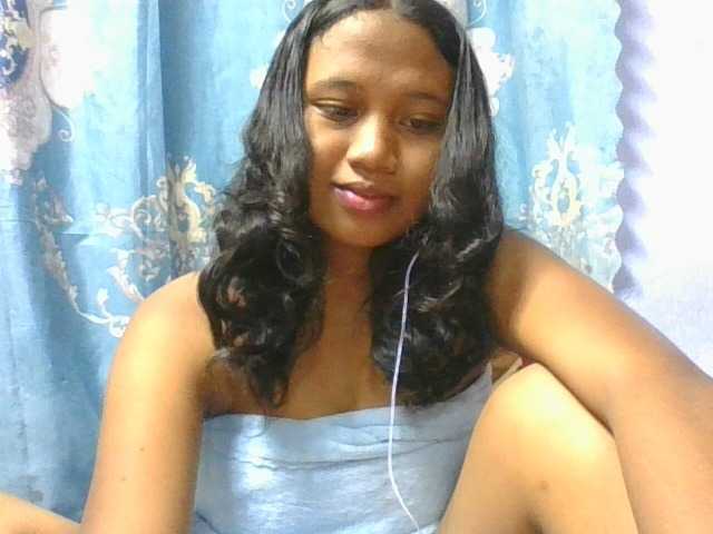 Murellah1a live cam on BongaCams