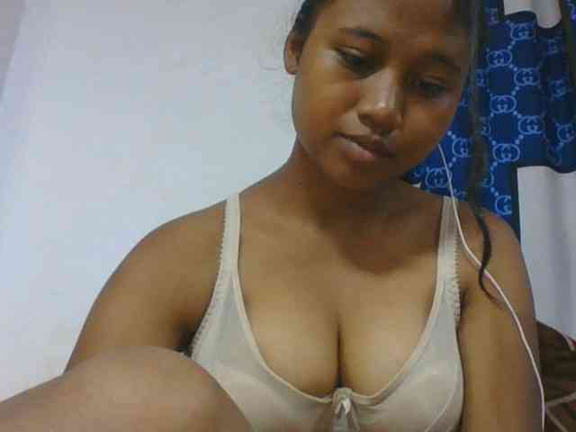 Murellah1a Live Webcam on BongaCams