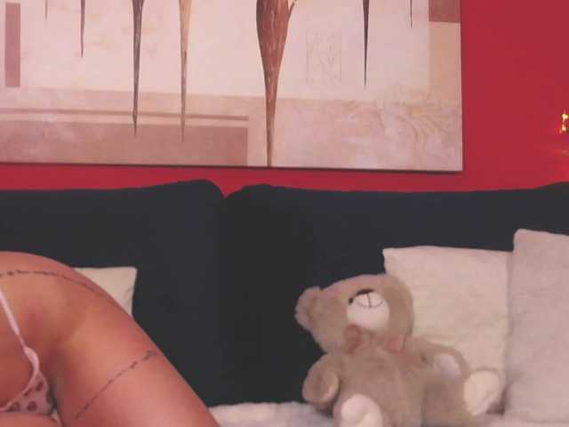 SellenaAlure live cam on BongaCams