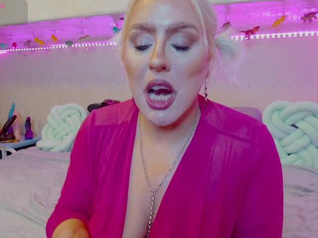 GoddessAlimony live cam on BongaCams