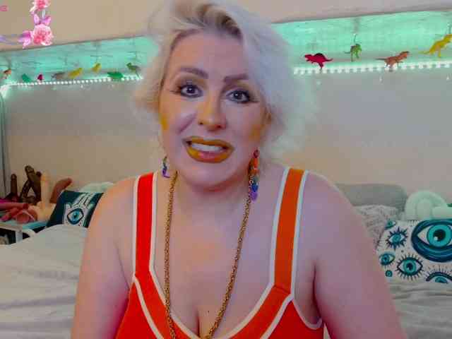 GoddessAlimony webcam