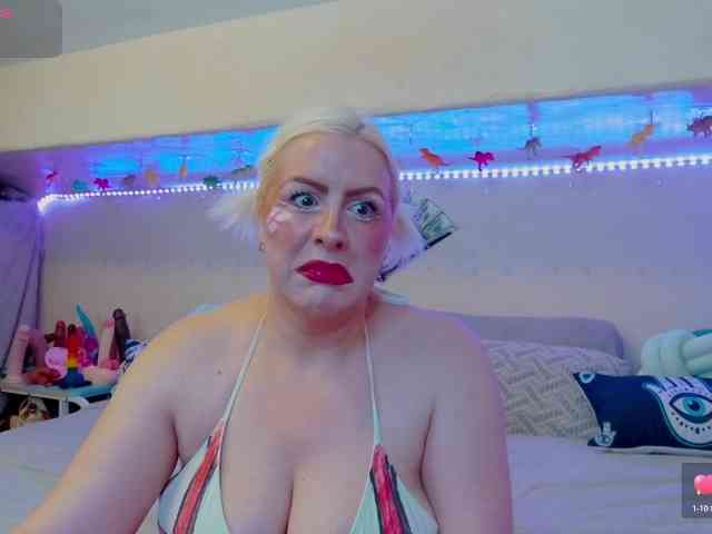 GoddessAlimony webcam