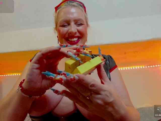 GoddessAlimony webcam
