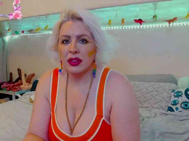 GoddessAlimony webcam