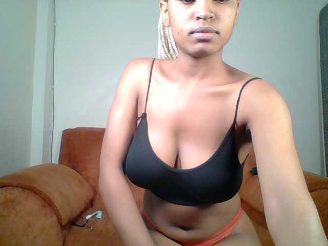 Hot-sexy-queen webcam