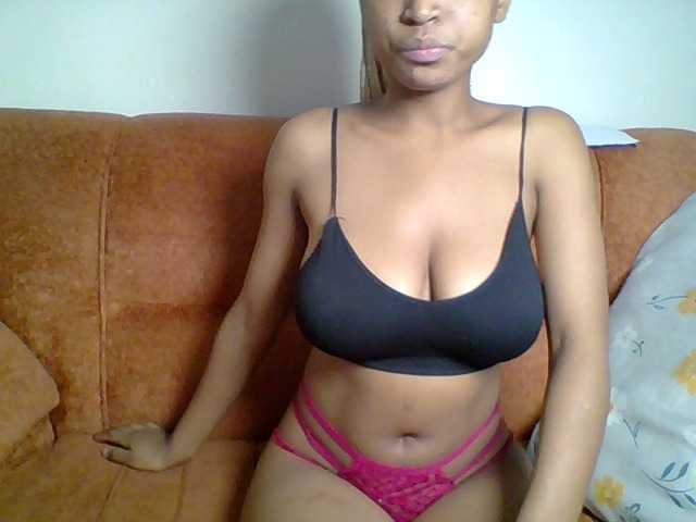 Hot-sexy-queen webcam
