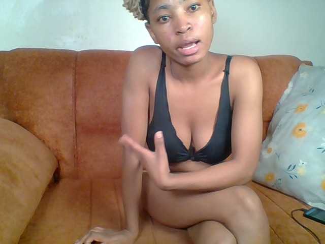 Hot-sexy-queen webcam