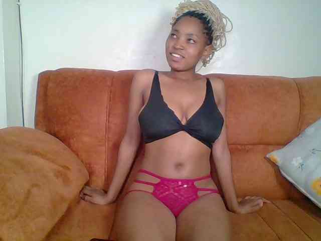 Hot-sexy-queen webcam