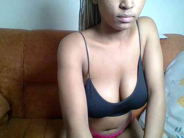 Hot-sexy-queen webcam