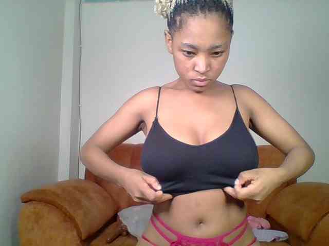 Hot-sexy-queen webcam