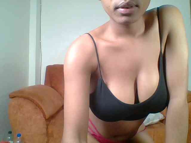 Hot-sexy-queen webcam