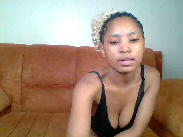 Hot-sexy-queen webcam