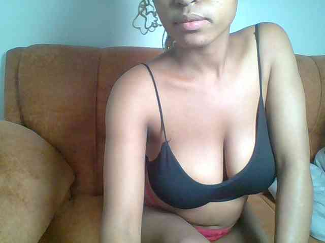 Hot-sexy-queen webcam