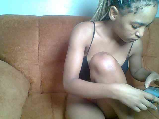 Hot-sexy-queen Live Webcam on BongaCams