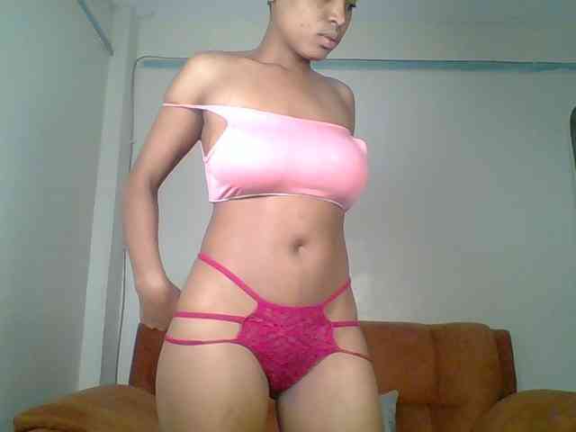 Hot-sexy-queen webcam