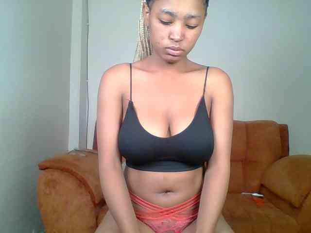 Hot-sexy-queen webcam