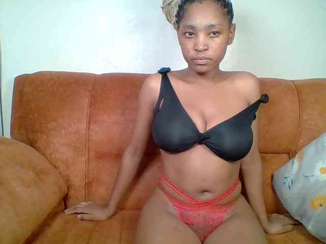 Hot-sexy-queen webcam