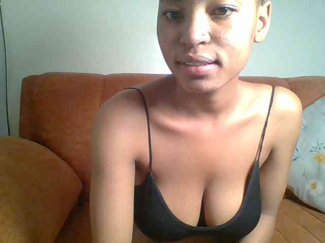 Model: Hot-sexy-queen