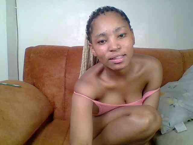 Hot-sexy-queen webcam