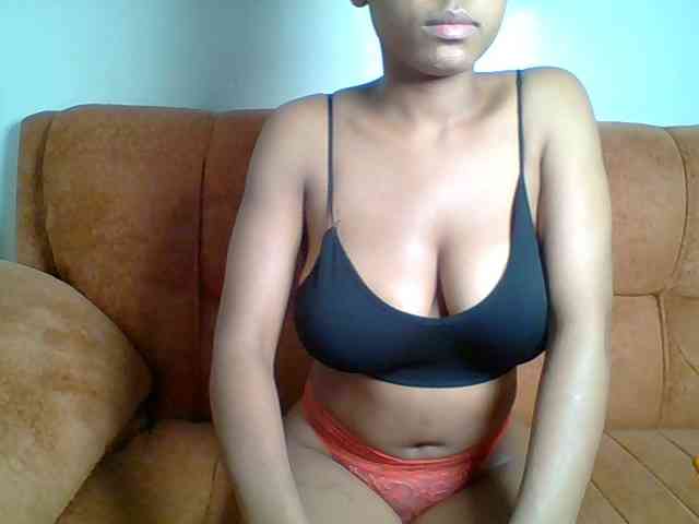 Hot-sexy-queen webcam