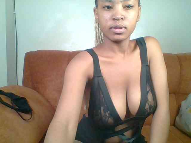 Hot-sexy-queen webcam