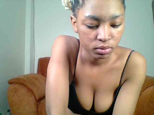 Hot-sexy-queen webcam