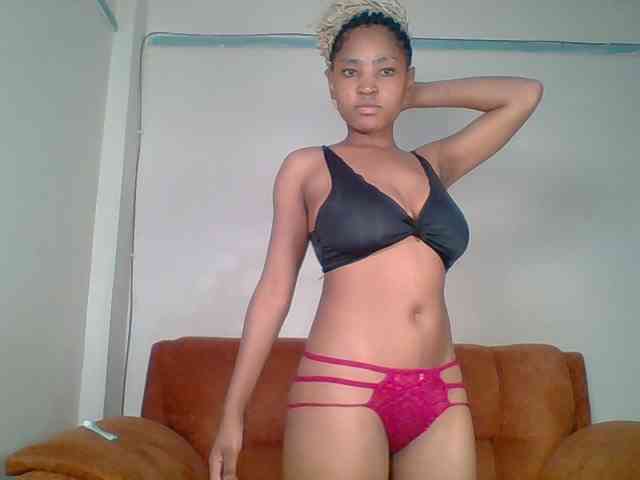 Hot-sexy-queen webcam