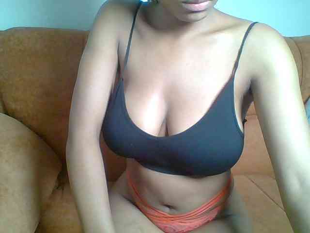 Hot-sexy-queen webcam