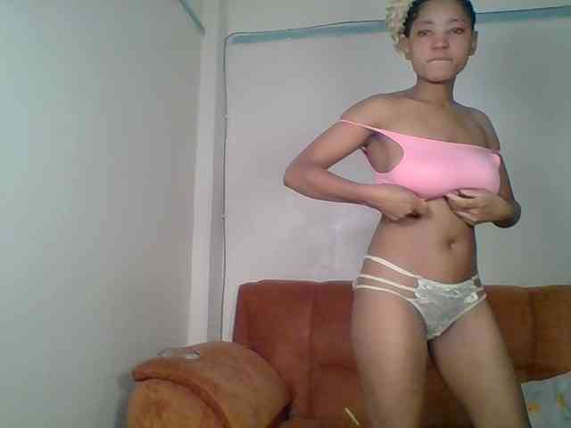 Hot-sexy-queen webcam