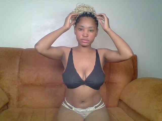 Hot-sexy-queen webcam