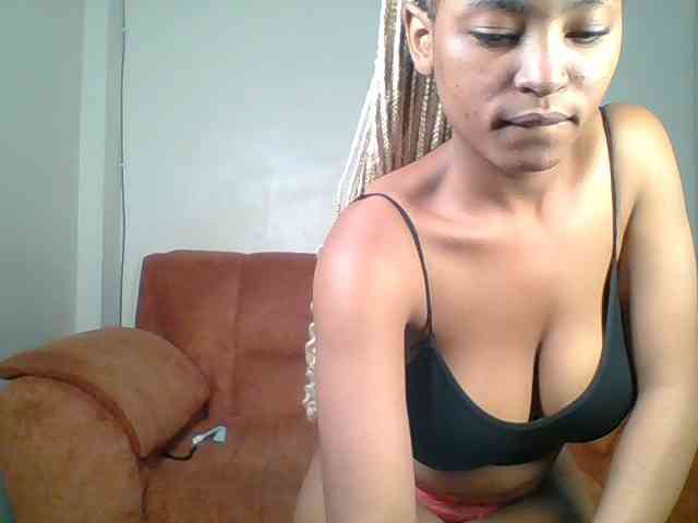 Hot-sexy-queen webcam