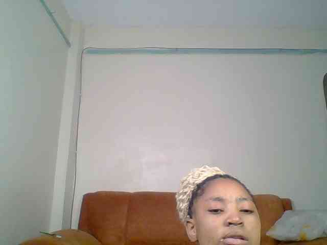 Hot-sexy-queen webcam