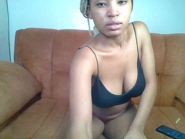 Hot-sexy-queen webcam