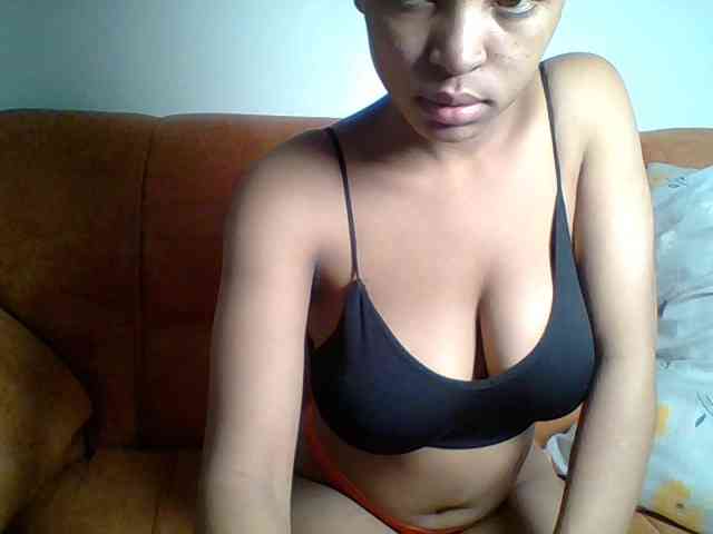 Hot-sexy-queen webcam