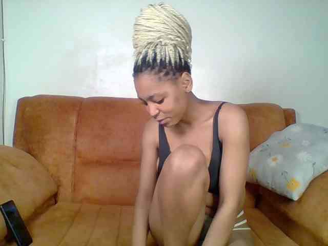 Hot-sexy-queen webcam