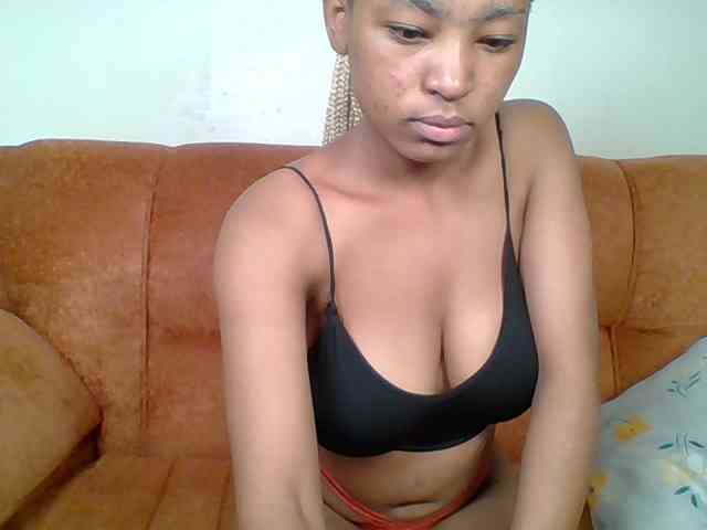 Hot-sexy-queen webcam